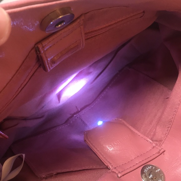 Mini Handbag w/ Interior Light! - Picture 6 of 15